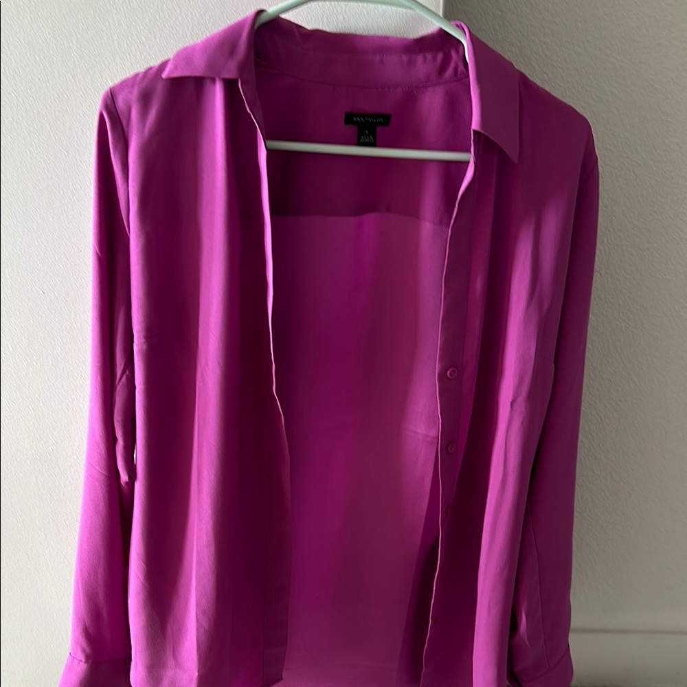 Ann Taylor Pink Long Sleeve Button Down Shirt